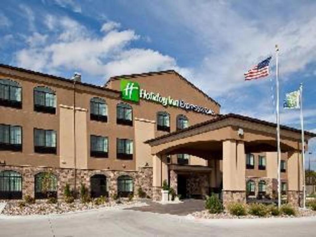 Holiday Inn Express Hotel & Suites Grand Island By Ihg Экстерьер фото