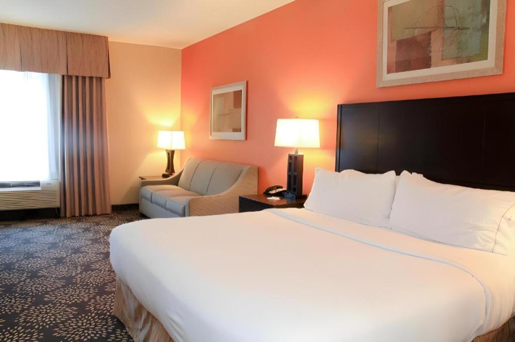 Holiday Inn Express Hotel & Suites Grand Island By Ihg Экстерьер фото