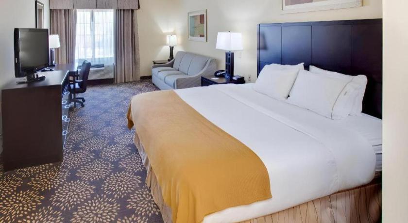 Holiday Inn Express Hotel & Suites Grand Island By Ihg Экстерьер фото